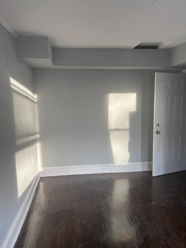 Photo - 6731 Haverfored Ave - Second floor Front