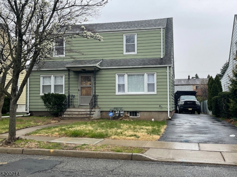 Primary Photo - 406 Boulevard