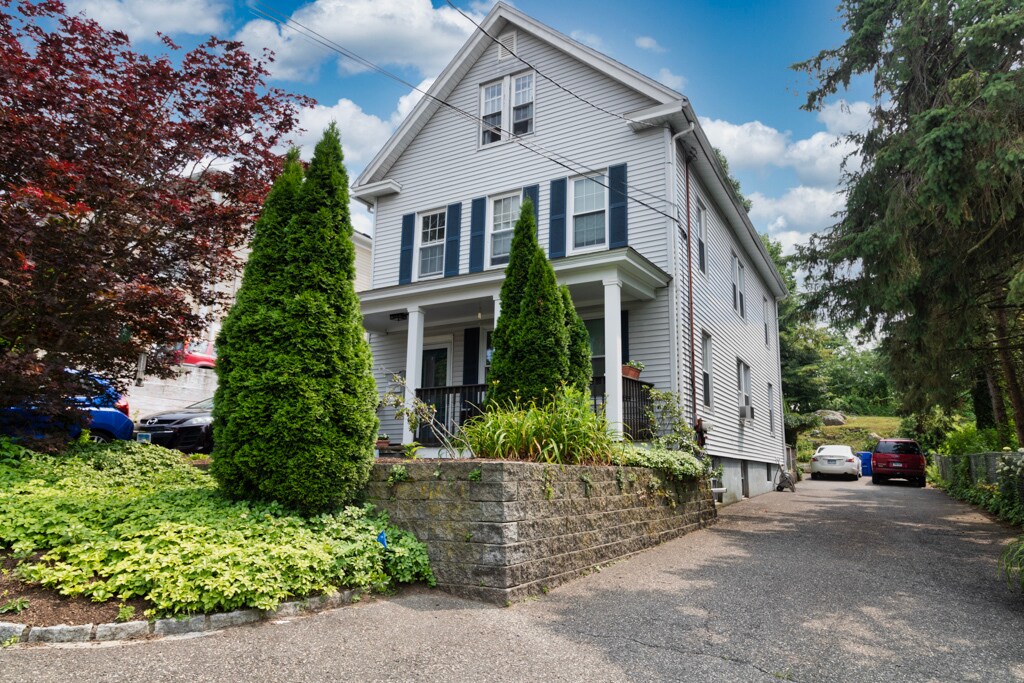 Primary Photo - 97 Vermont Ave