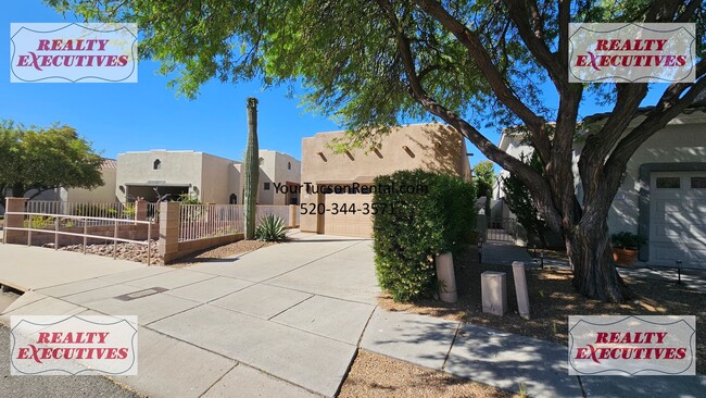 Building Photo - Sabino Springs - 2 bedroom, 2 bathrooms ho...