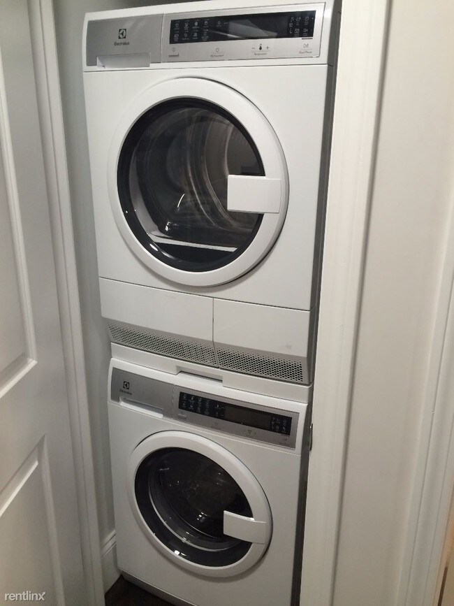 Foto del edificio - 40 Clearway St