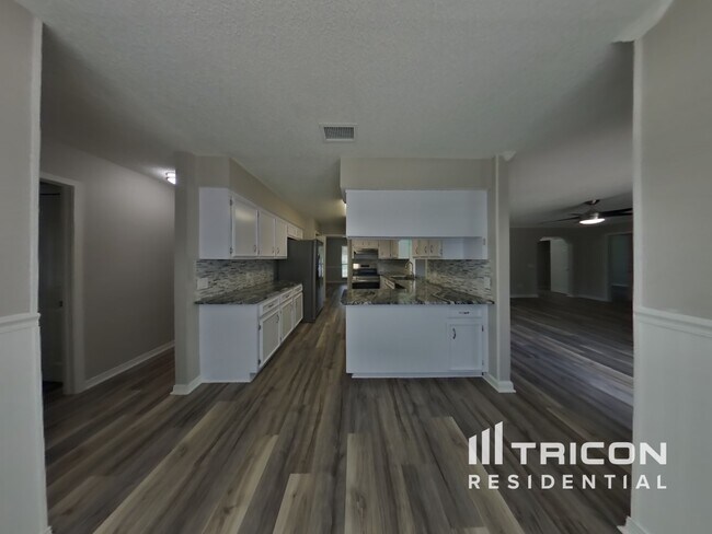 Foto del edificio - 2608 Bottomridge Dr