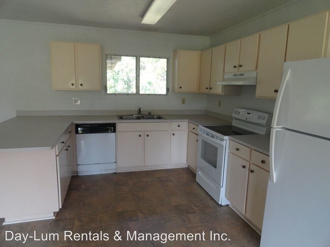 Building Photo - 3 br, 2 bath House - 15-1343 27th Ave.
