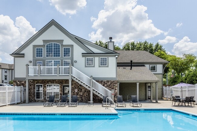 Building Photo - Riverchase Apartments