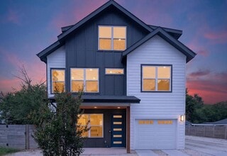 Building Photo - 5305 Ledesma Rd