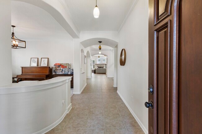 Foto del edificio - 14 Middle Gate Pl