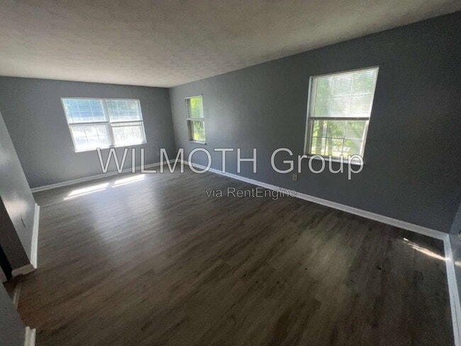 Building Photo - 1310 Millerwood Dr