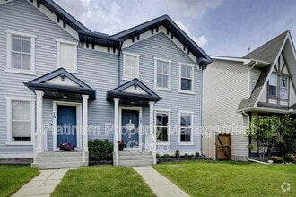 Building Photo - 12 Elgin Meadows View SE