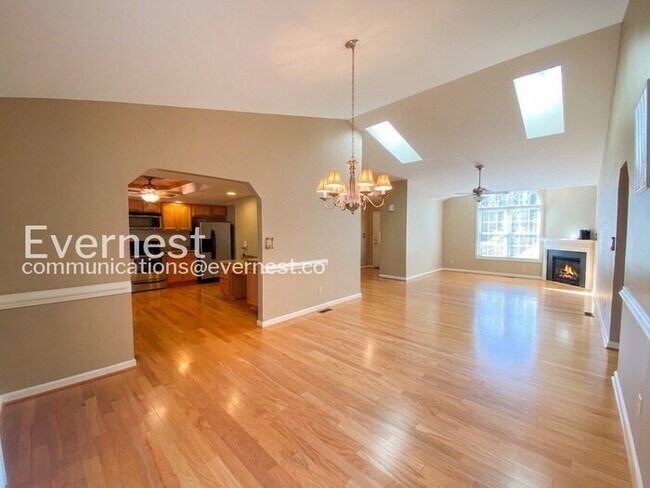 Foto del edificio - 103 Winchester Ln