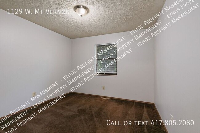 Building Photo - 1129 W Mt Vernon St
