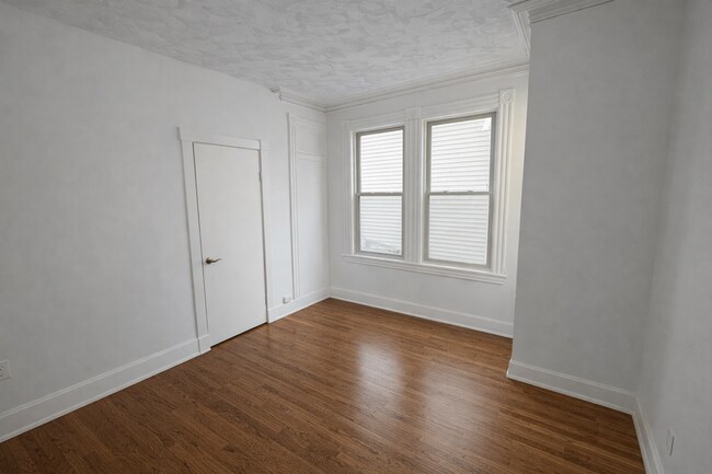 Foto del edificio - 108 S Main St