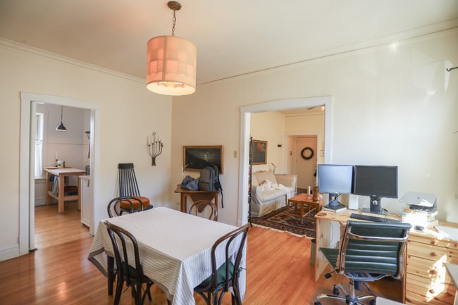 Building Photo - 4647 N Manor Ave