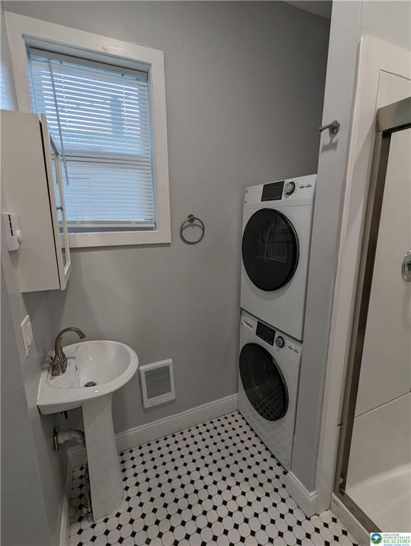 Foto del edificio - 136 S 8th St