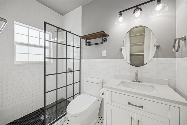 Foto del edificio - 2408 White Oak Dr