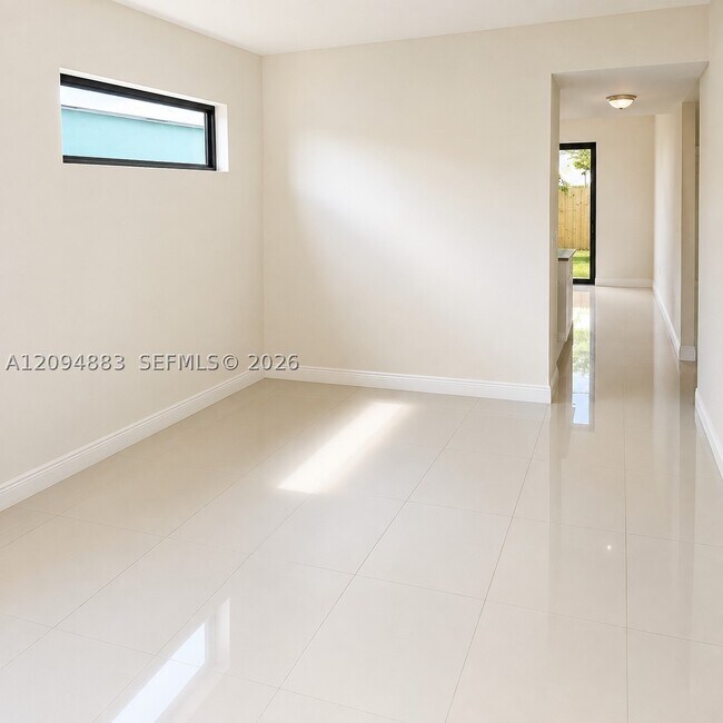 Foto del edificio - 931 E 24th St