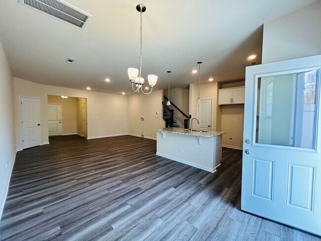 Building Photo - BRAND NEW 2-story 1-car garage Jamestown t...