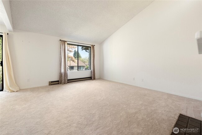 Photo - 14629 NE 35th Street Unit House