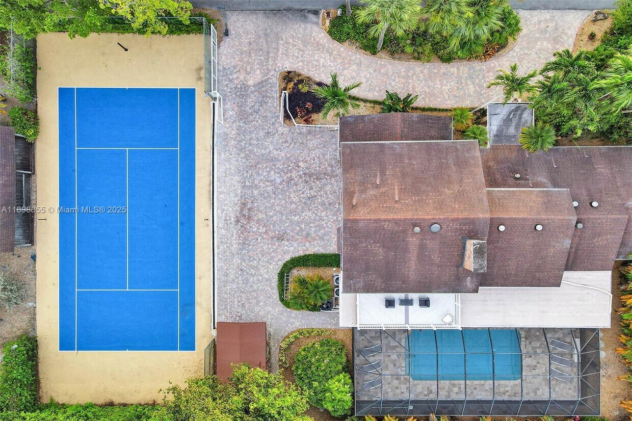 Foto principal - 2120 SW 28th Way