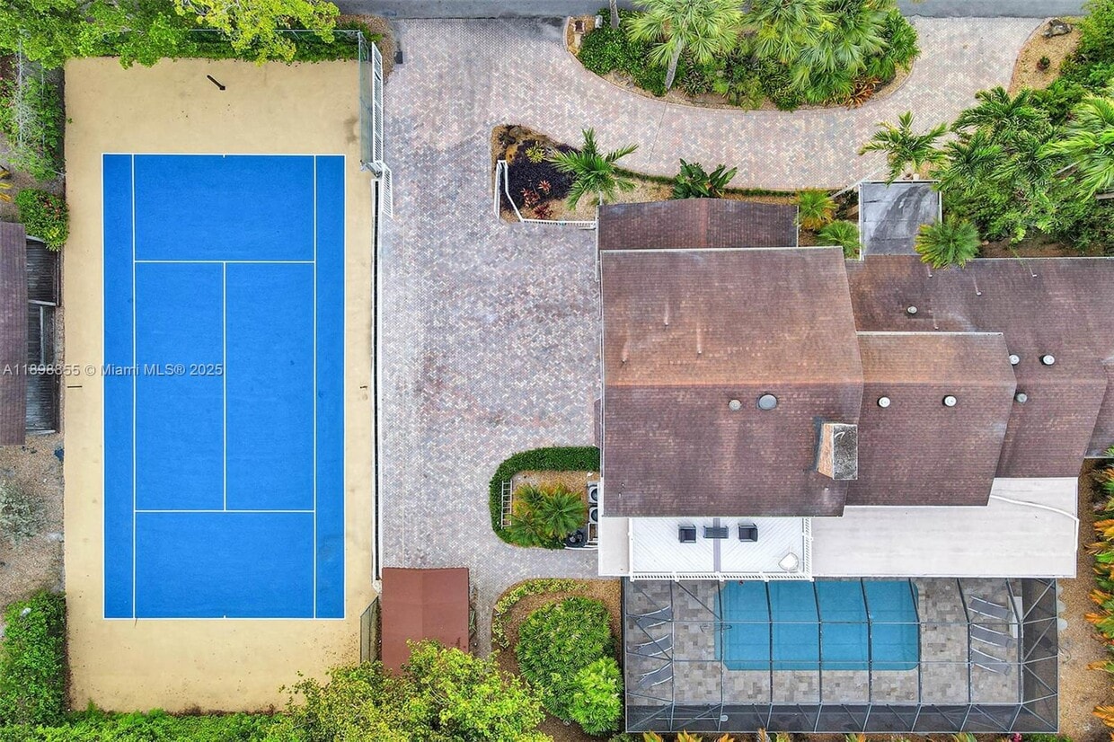 Primary Photo - 2120 SW 28th Way