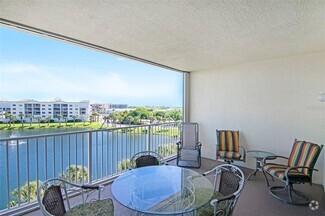 Building Photo - 8921 Lake Dr