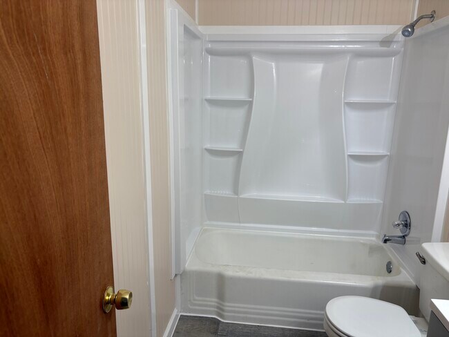 Baño - 5713 Norledge Ave