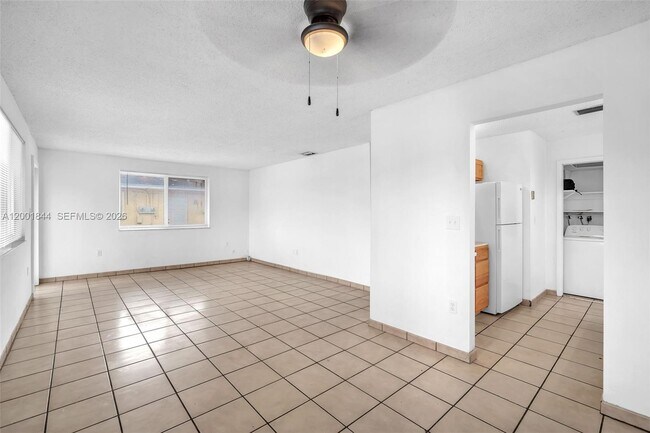 Foto del edificio - 535 NW 44th Ave