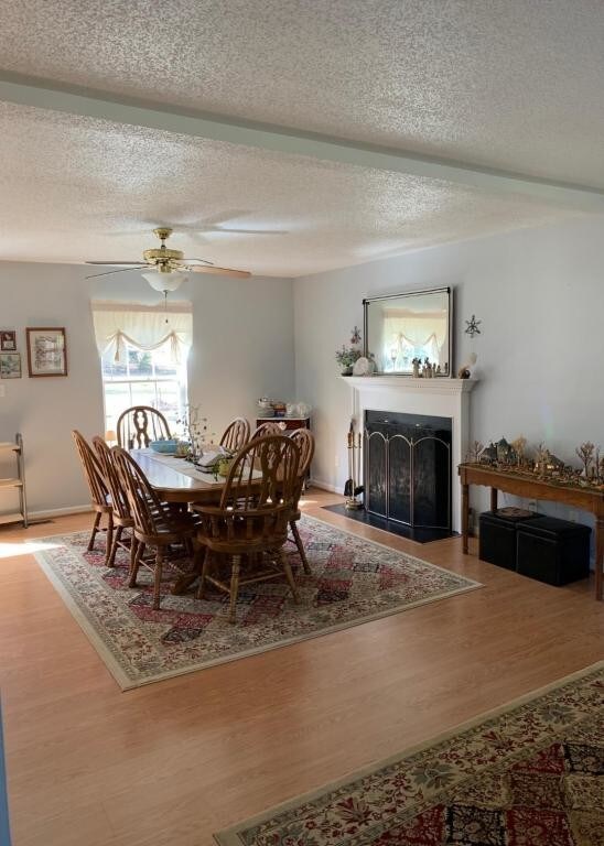 Foto del edificio - 8263 Founders Mill Way