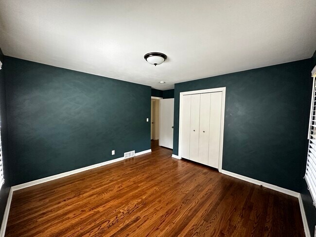 Building Photo - 7534 Reinhardt St