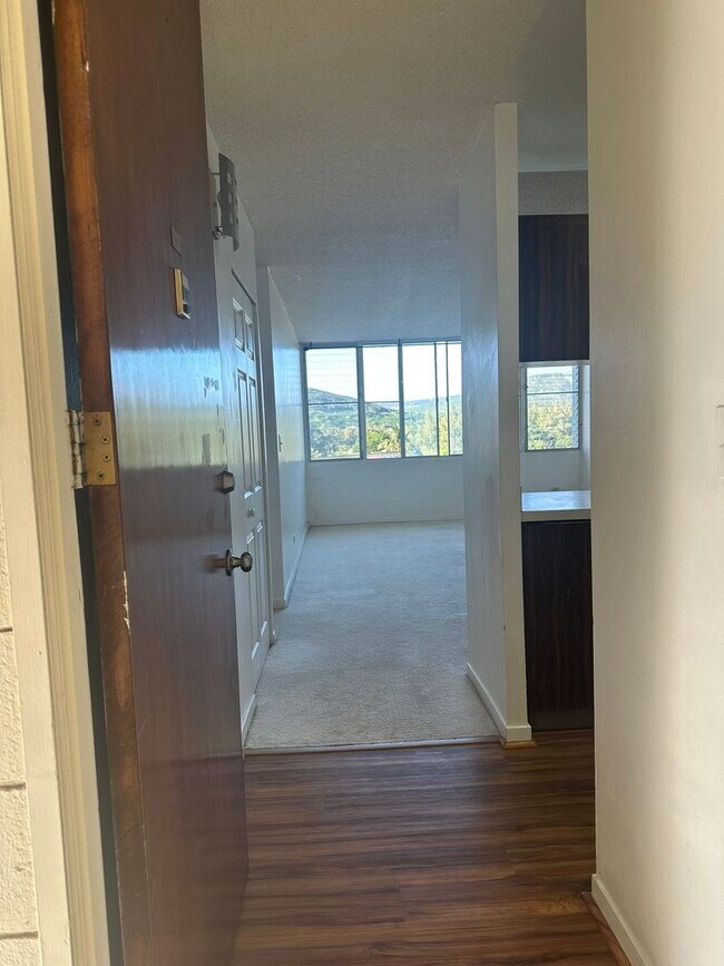 Foto del edificio - Fairway Gardens – 2 BD / 1 BA / 1 PK Spacious & Convenient Condo Living