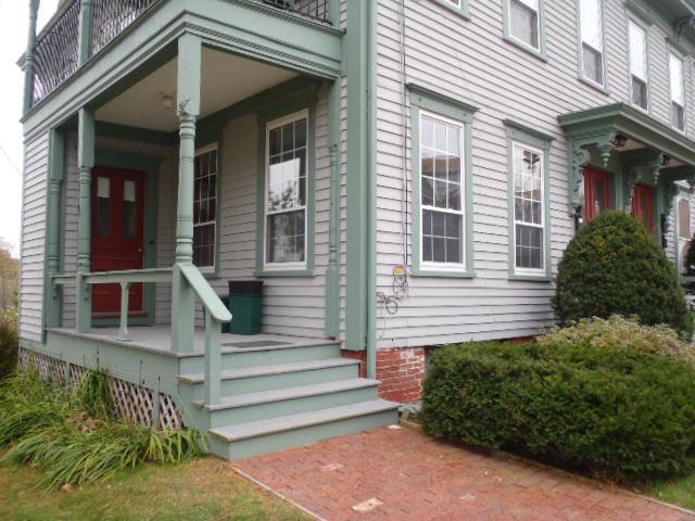 Building Photo - 33 Portland Ave