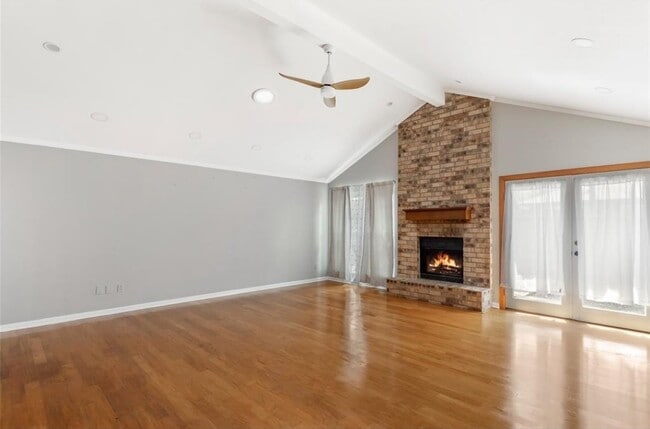 Building Photo - 99 N Deerfoot Cir