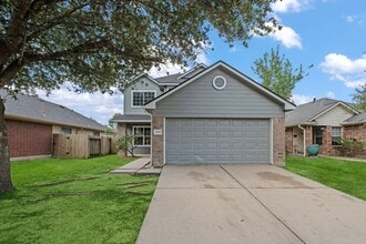 Building Photo - 9006 Blue Cedar Ln
