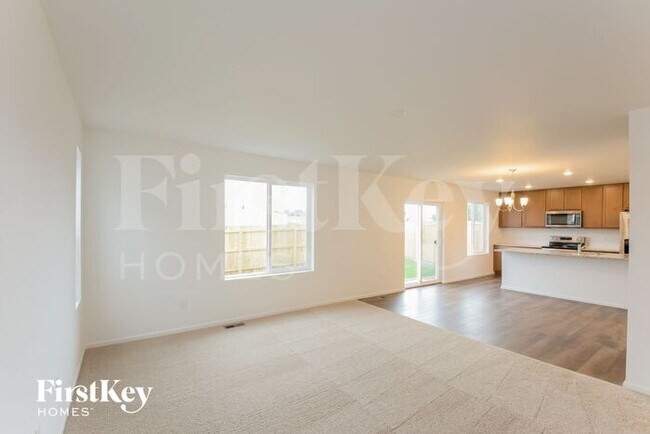 Building Photo - 10201 Luneth Dr