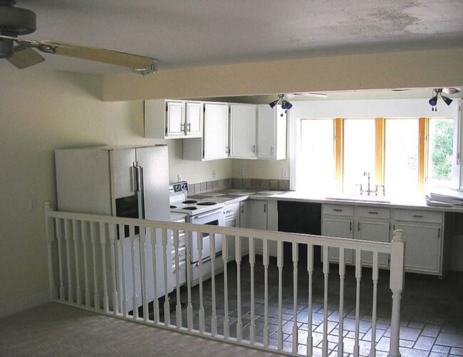 Foto del edificio - 536 W 5th St