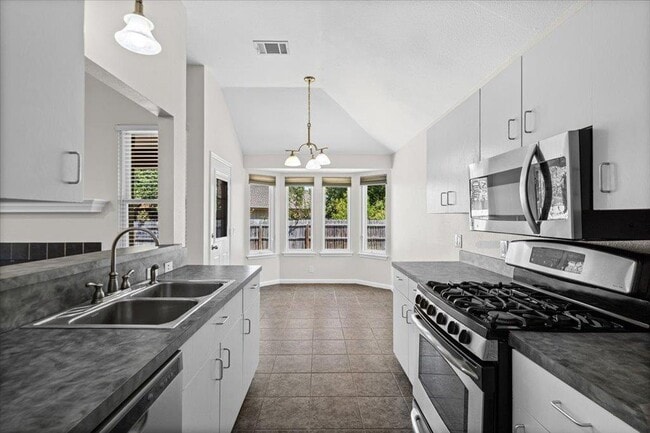 Building Photo - 1104 Winecup Ct