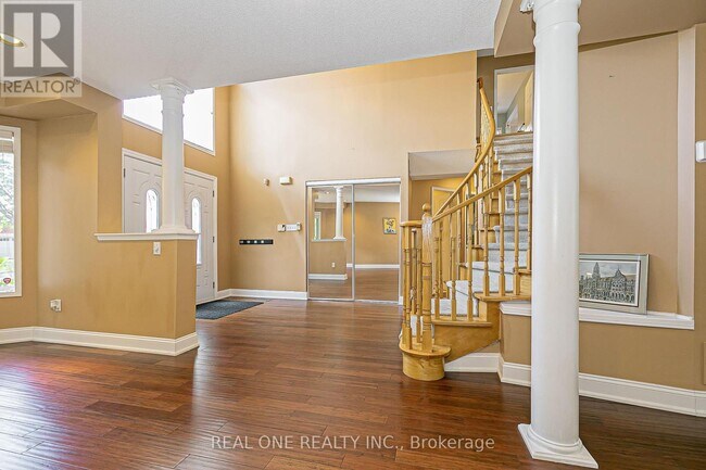 Building Photo - 493 Sandalwood Ct