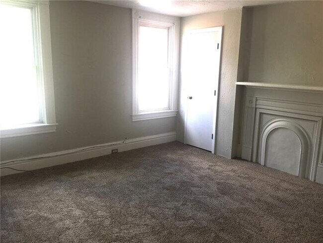 Foto del edificio - 35 McKnight St