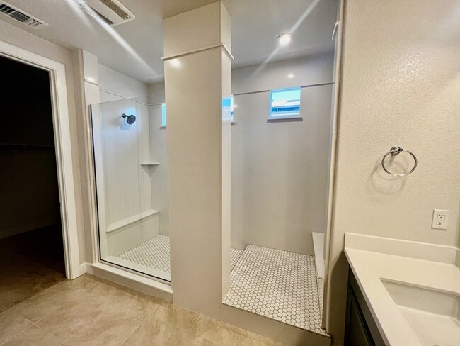 Foto del edificio - New build 3 bedroom 3 bathroom in DIXON.
