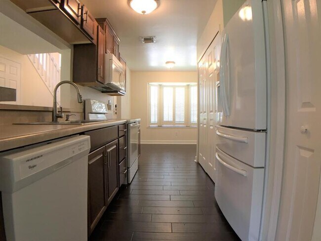 Building Photo - 949 Tillery Way