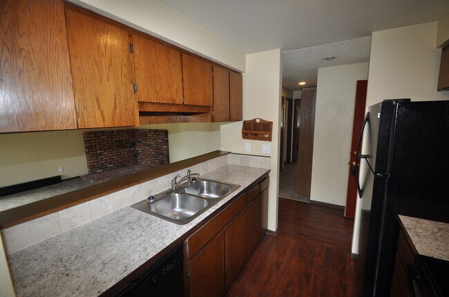 Foto del edificio - 8705 N Colton St