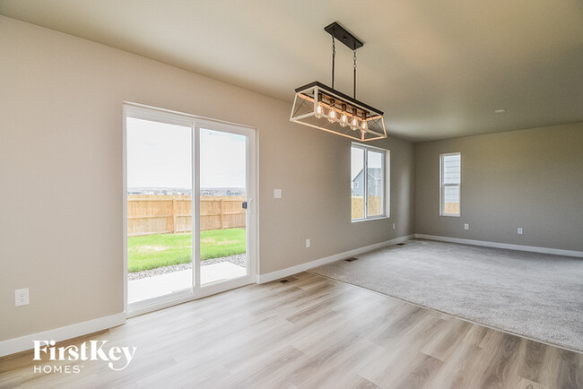 Building Photo - 10118 Luneth Dr
