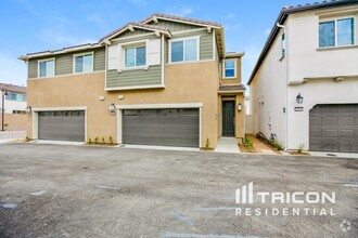 Building Photo - 31646 Rosetta St
