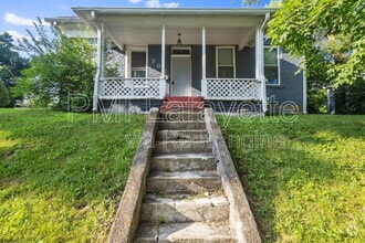 Building Photo - 306 E Monroe St