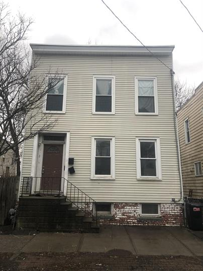 2 Benson St, Albany, NY 12206 - Room for Rent in Albany, NY ...