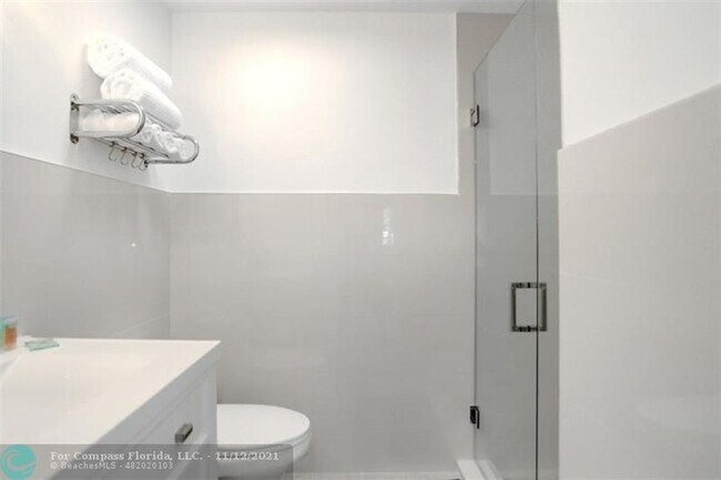 Foto del edificio - 3220 SE 11th St