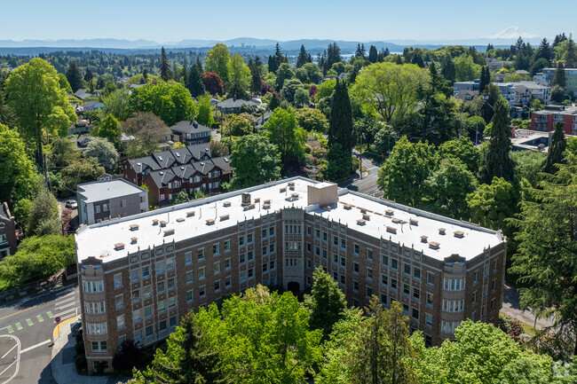 Building Photo - Park Vista