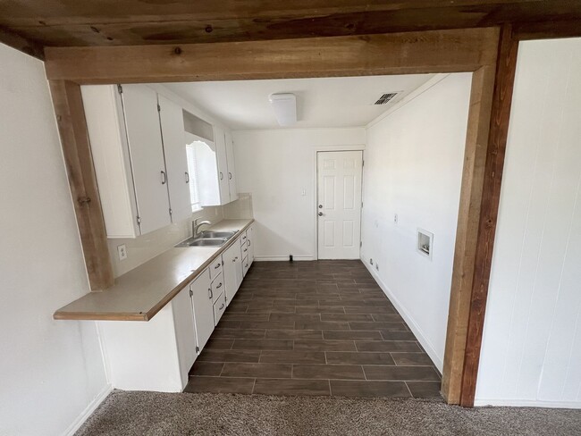 Building Photo - CONTRACT PENDING