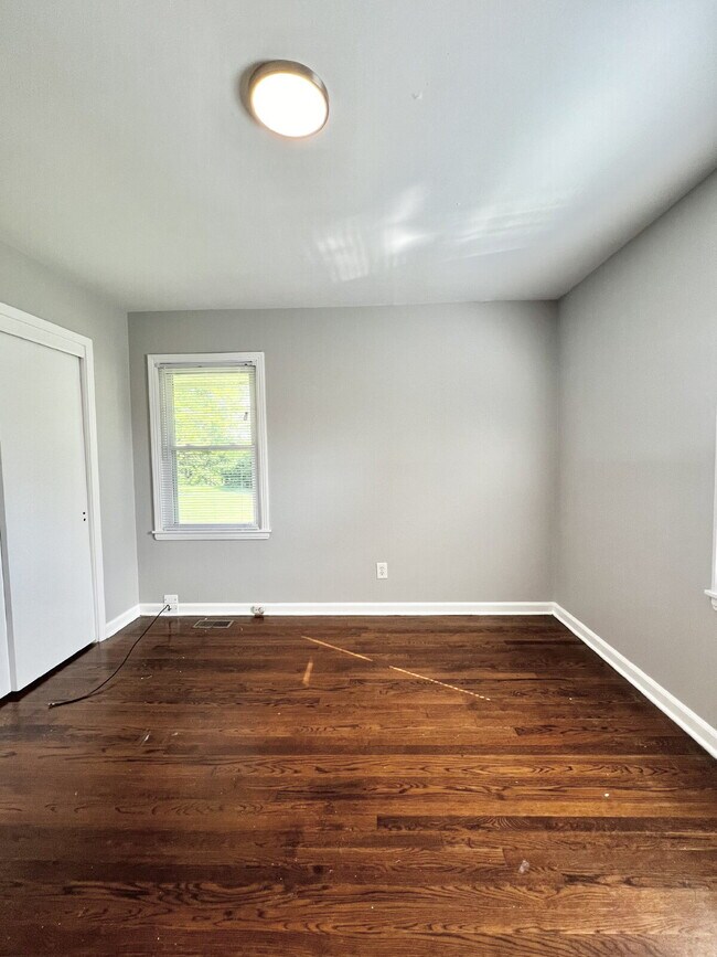 Foto del edificio - 103 Park Ln