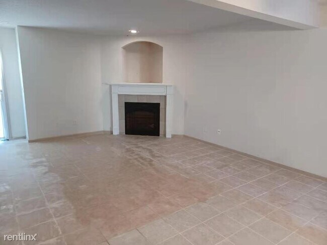 Foto del edificio - 2928 S Harvard Ave