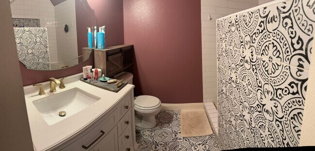 Foto del edificio - 4 Bedroom + Office / 2.5 Bathroom Redlands Dream Home